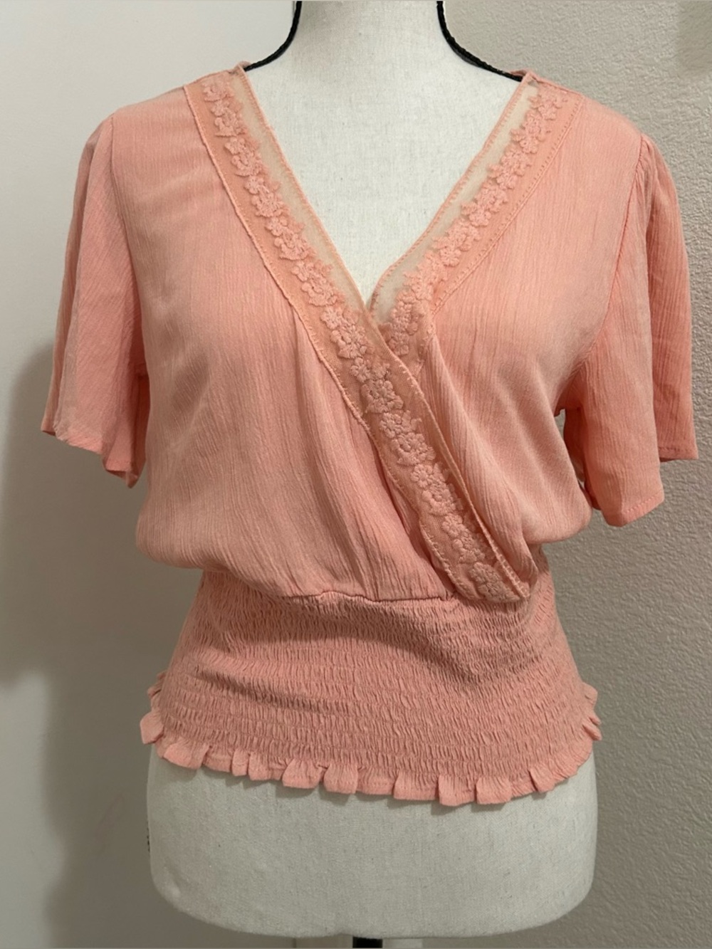 SELF E Pink/Peach Romantic Lace Trim Faux Wrap Smocked Waist Blouse M V-Neck